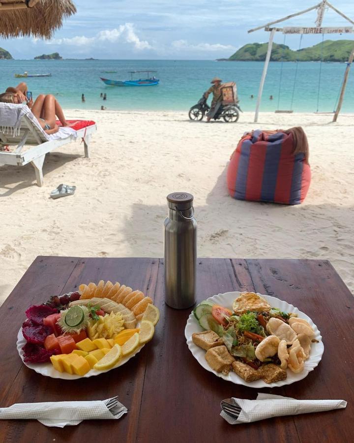 Turtle House Lombok Hotel Kuta  Eksteriør billede